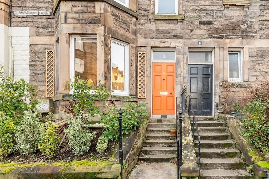 Holyrood Park: Lush & Arty 2 Double Bed Flat Apartment Edinburgh United Kingdom