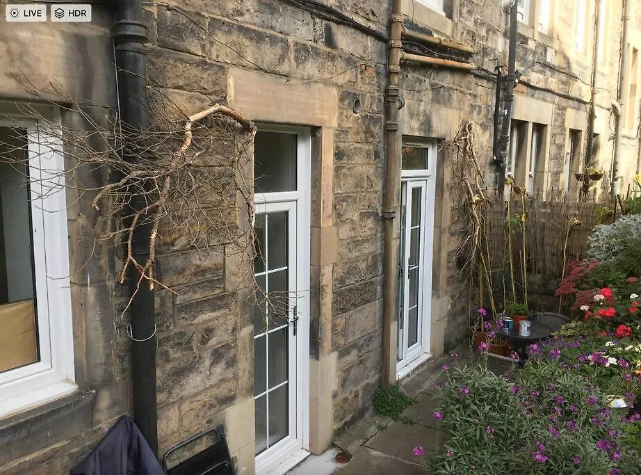 Holyrood Park: Lush & Arty 2 Double Bed Flat Apartment Edinburgh United Kingdom