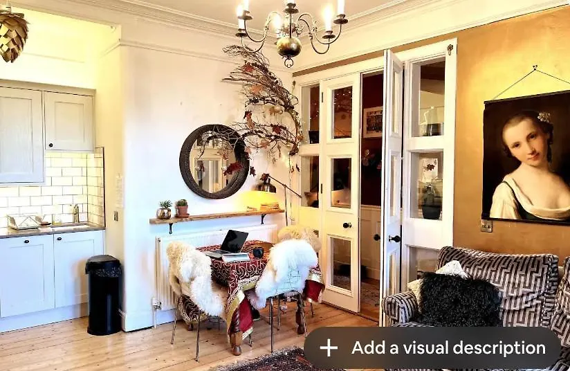 Holyrood Park: Lush & Arty 2 Double Bed Flat Apartment Edinburgh