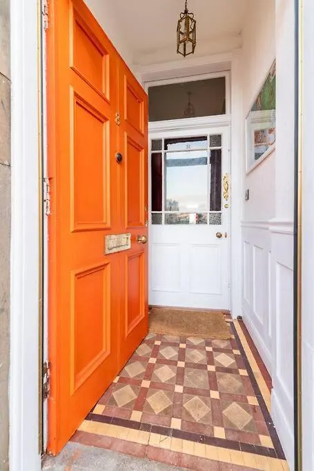 Holyrood Park: Lush & Arty 2 Double Bed Flat Apartment Edinburgh 0*,